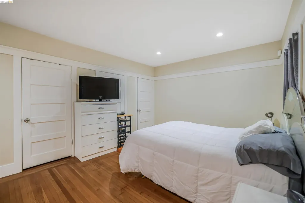 6007 San Pablo Avenue Oakland CA 94608