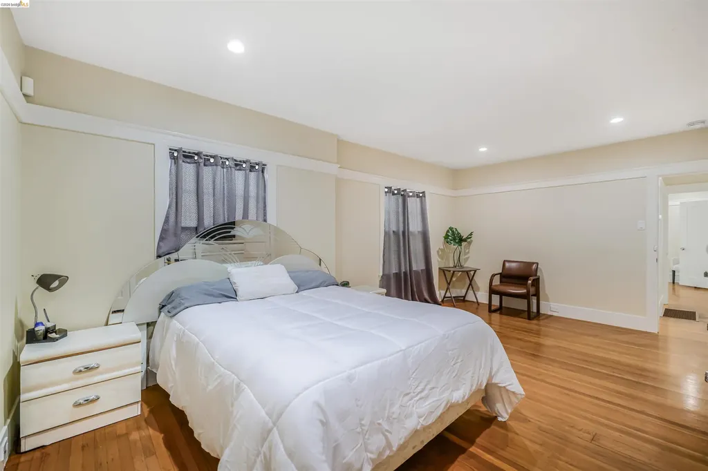 6007 San Pablo Avenue Oakland CA 94608