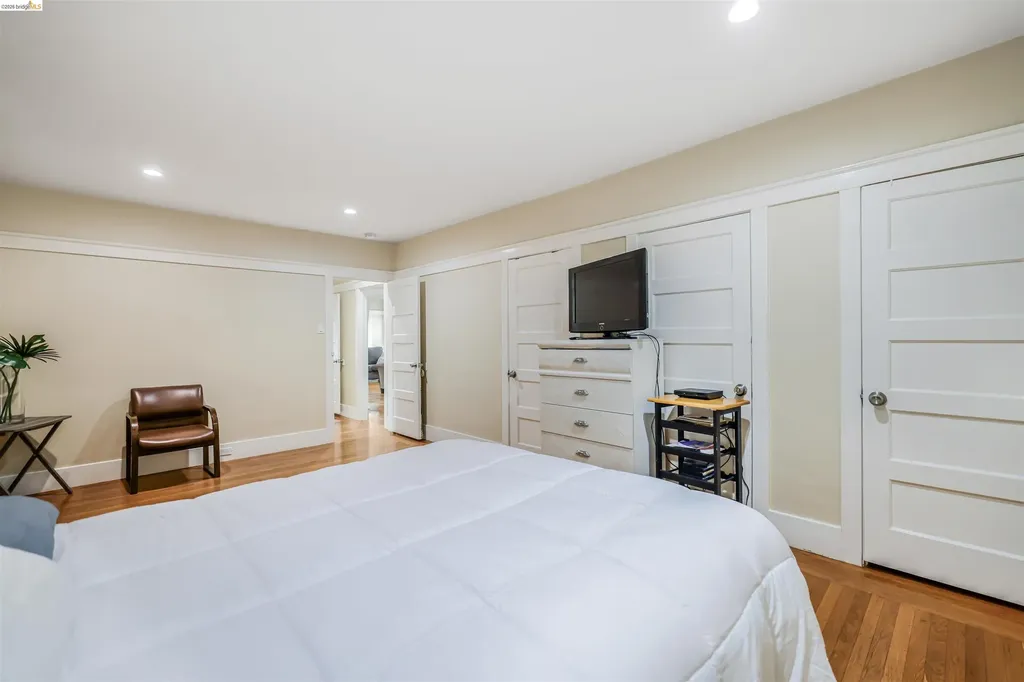 6007 San Pablo Avenue Oakland CA 94608