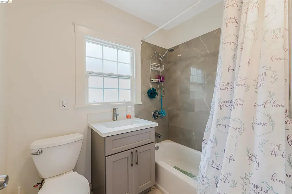 6007 San Pablo Avenue Oakland CA 94608