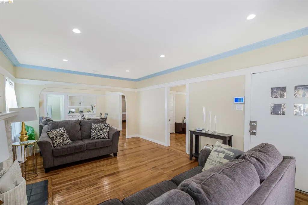 6007 San Pablo Avenue Oakland CA 94608