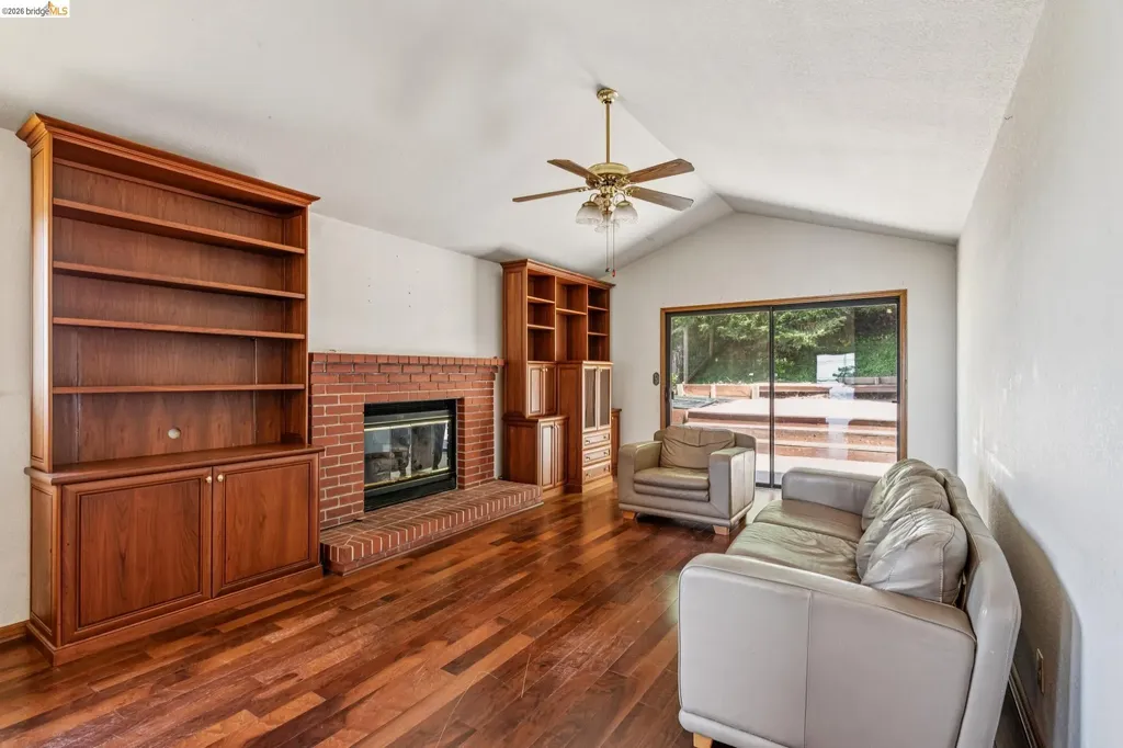 3510 Brunell Drive Oakland CA 94602