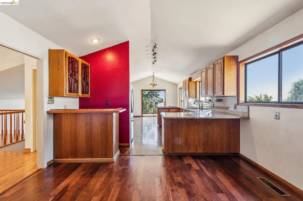 3510 Brunell Drive Oakland CA 94602