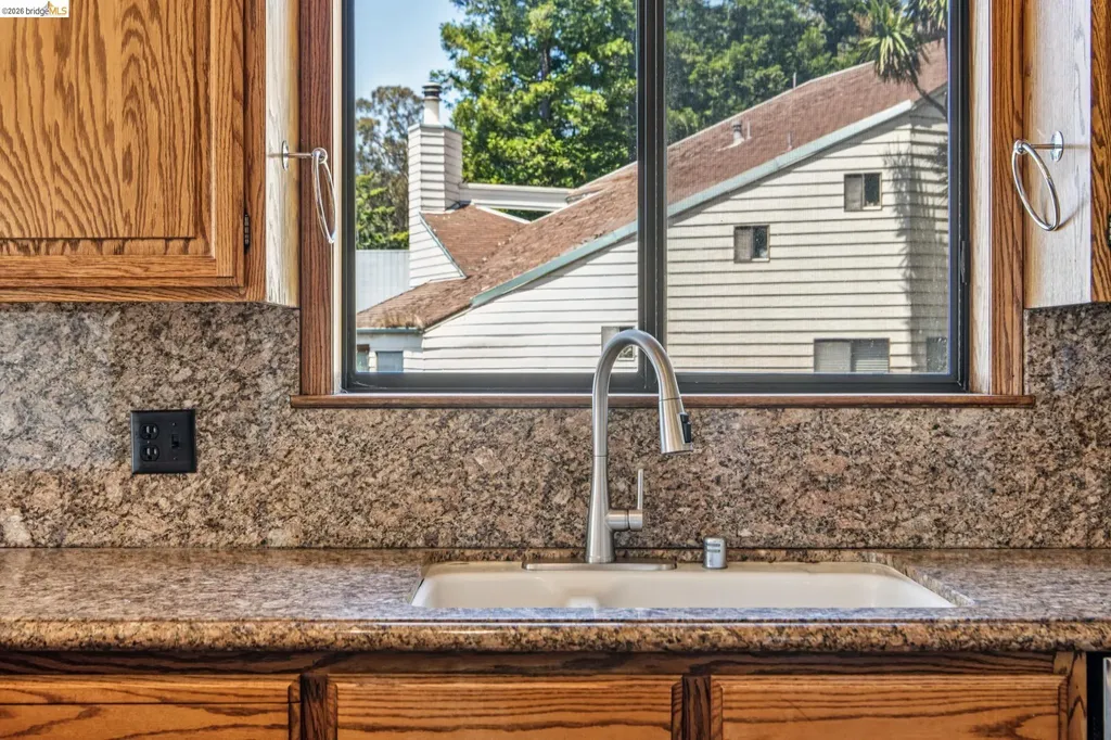 3510 Brunell Drive Oakland CA 94602