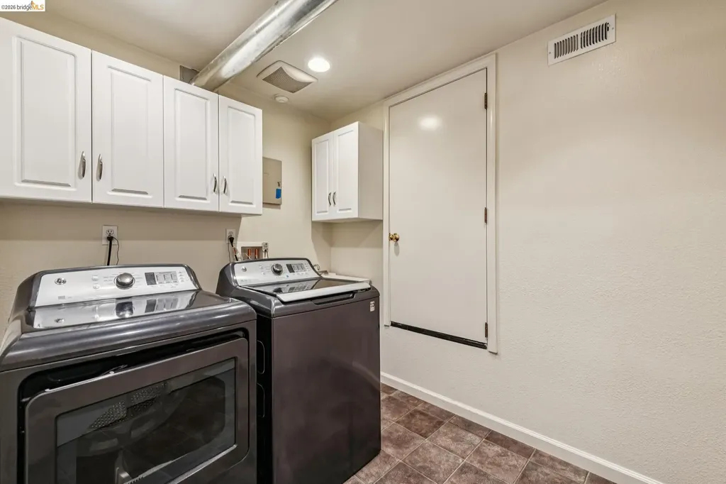 3510 Brunell Drive Oakland CA 94602