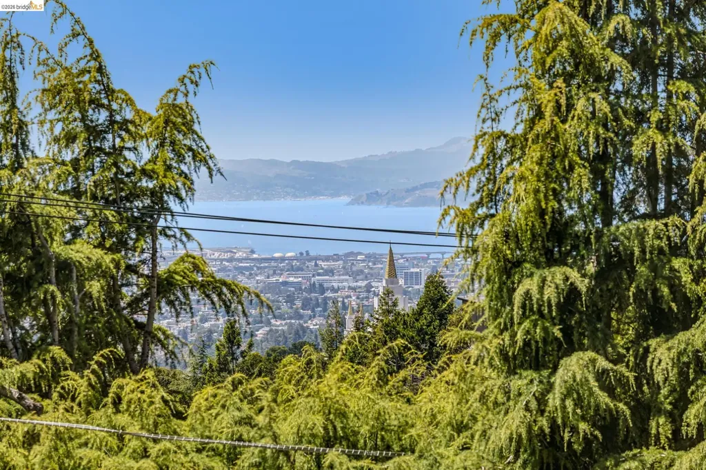 3510 Brunell Drive Oakland CA 94602