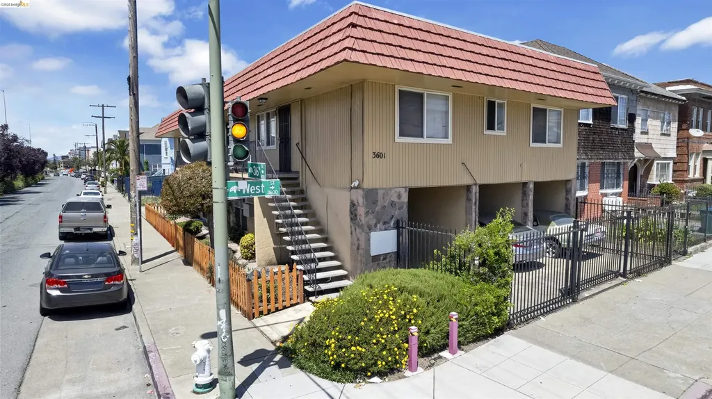 3601 West Street Oakland CA 94608