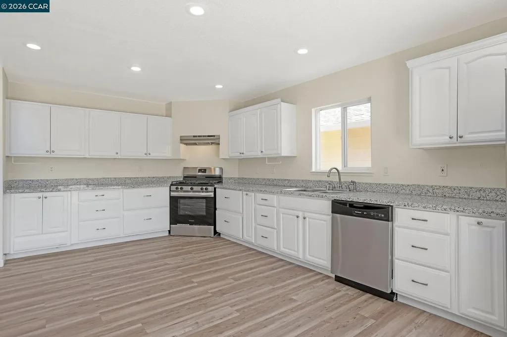 100 Trident Court Vallejo CA 94591
