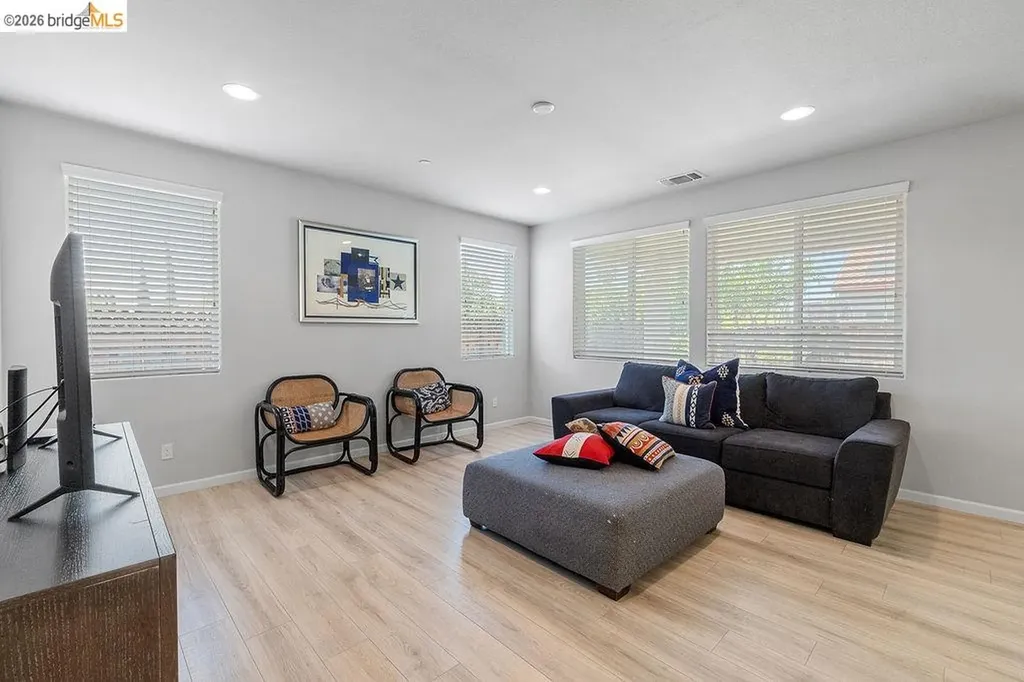 983 Dainty Avenue Brentwood CA 94513