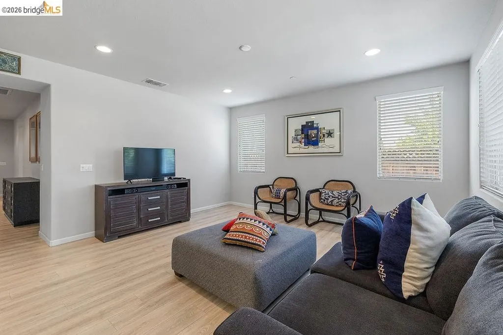 983 Dainty Avenue Brentwood CA 94513