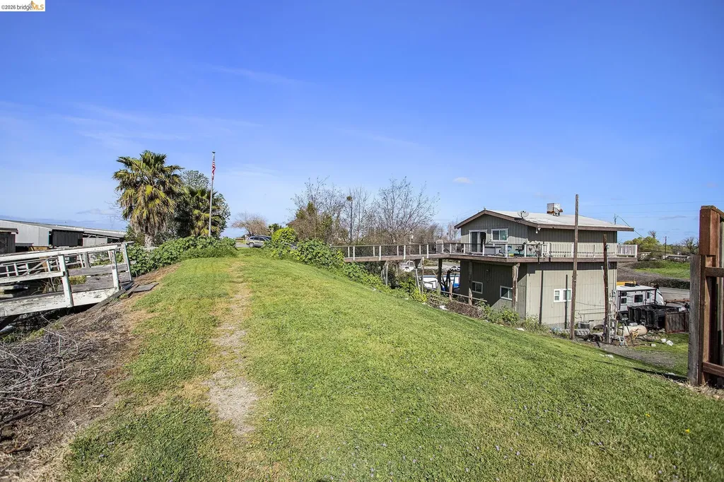 1596 Taylor Road Bethel Island CA 94511