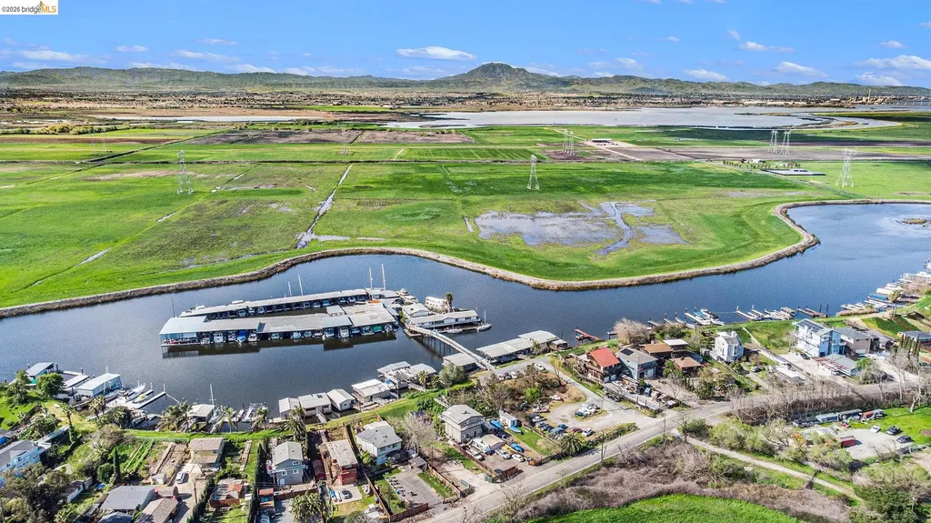 1596 Taylor Road Bethel Island CA 94511