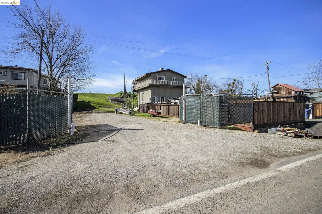 1596 Taylor Road Bethel Island CA 94511