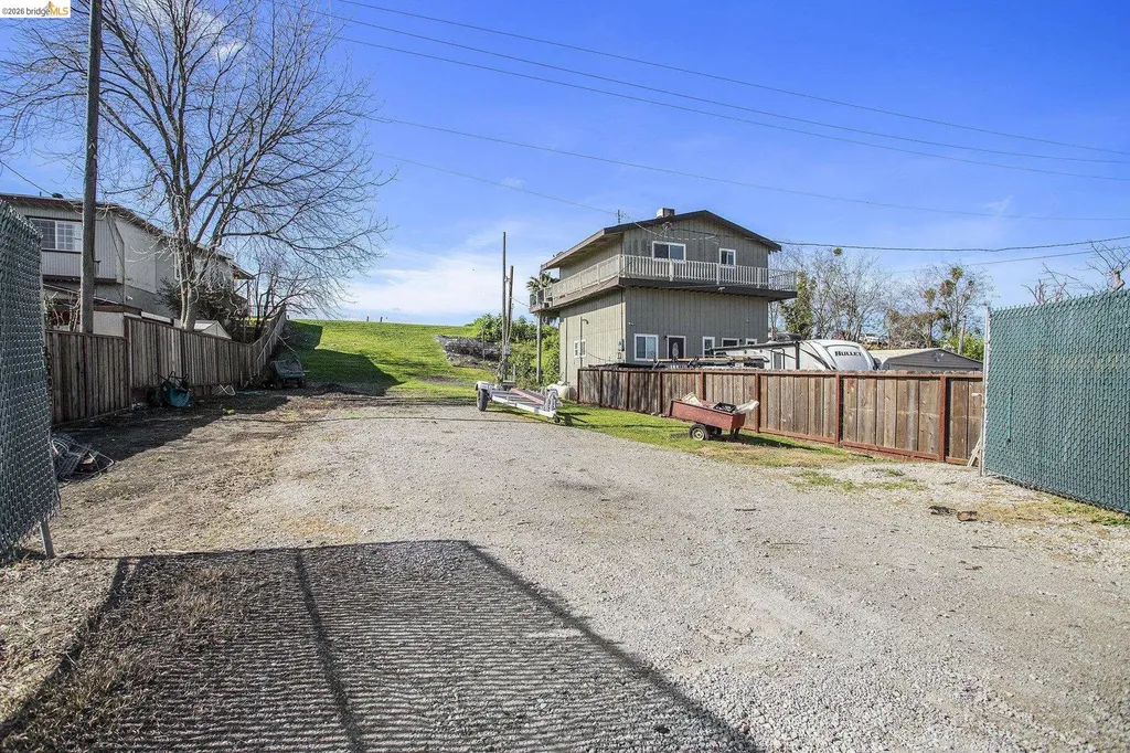 1596 Taylor Road Bethel Island CA 94511