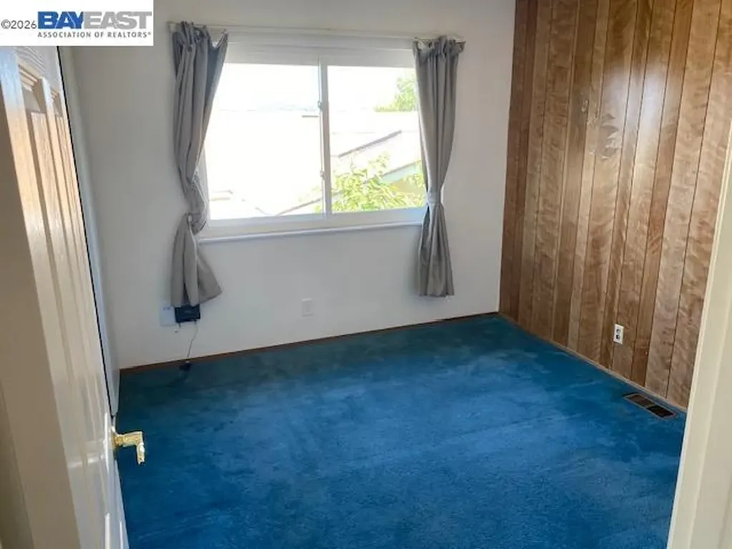16630 Cowell Street Castro Valley CA 94578