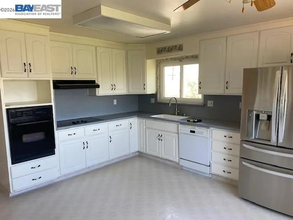 16630 Cowell Street Castro Valley CA 94578