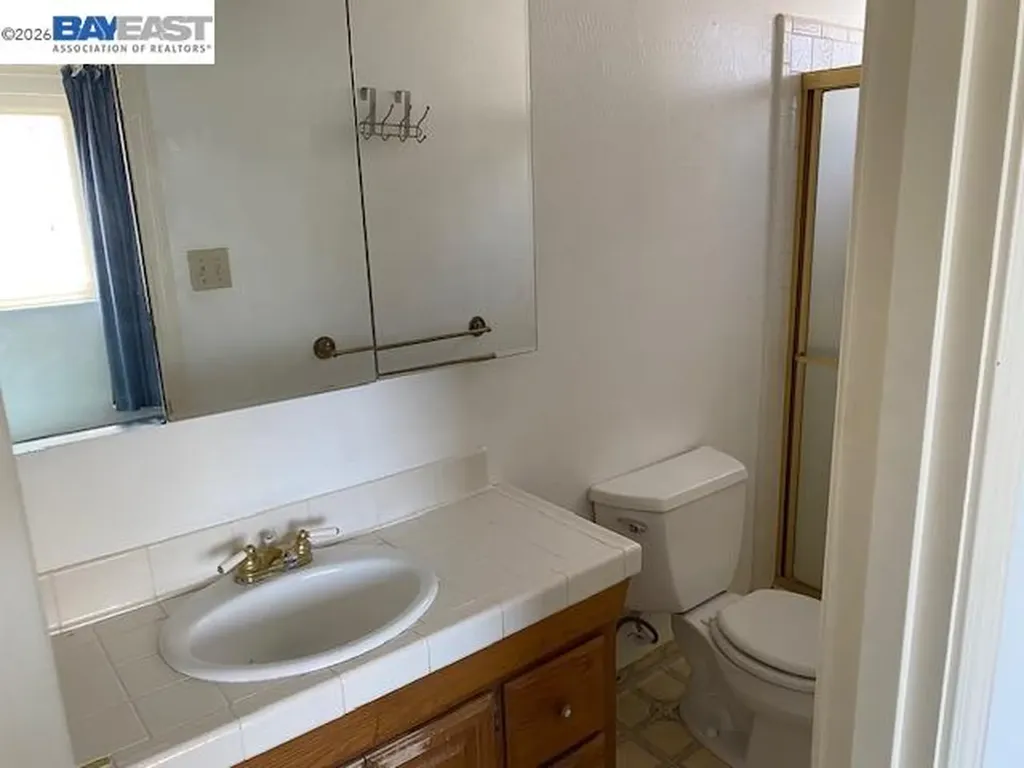 16630 Cowell Street Castro Valley CA 94578
