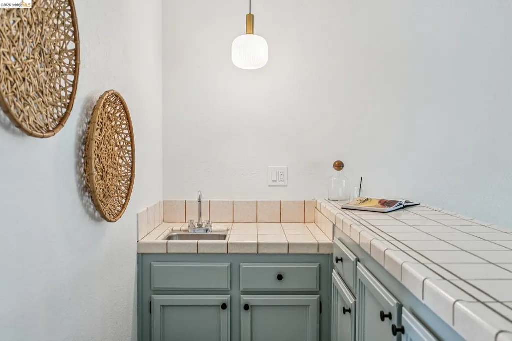 5672 Torrey Pine Court El Sobrante CA 94803
