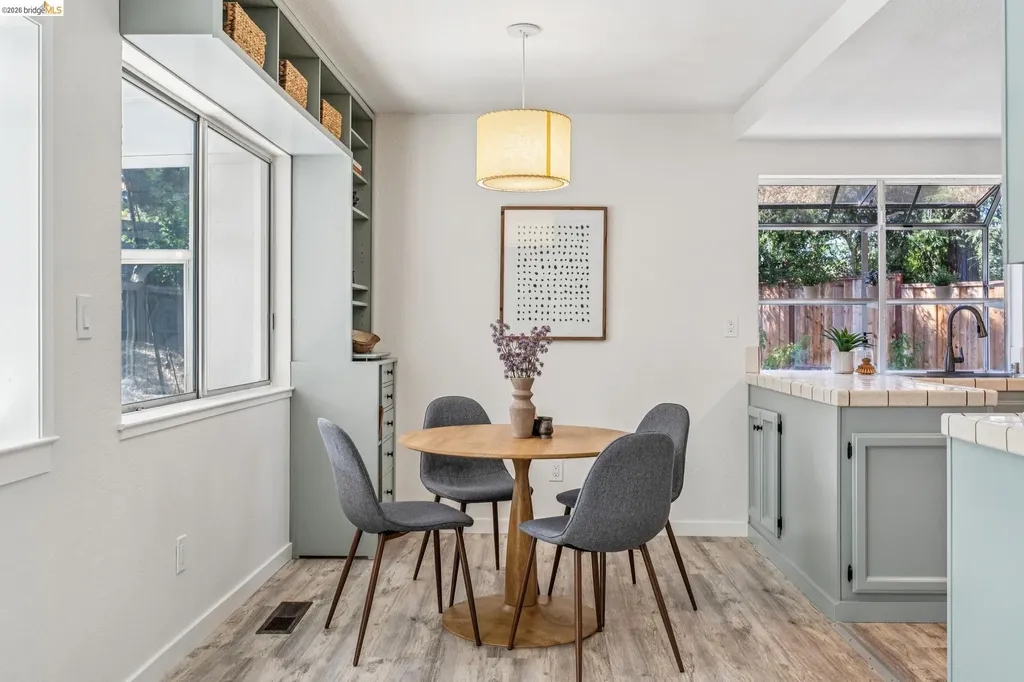 5672 Torrey Pine Court El Sobrante CA 94803