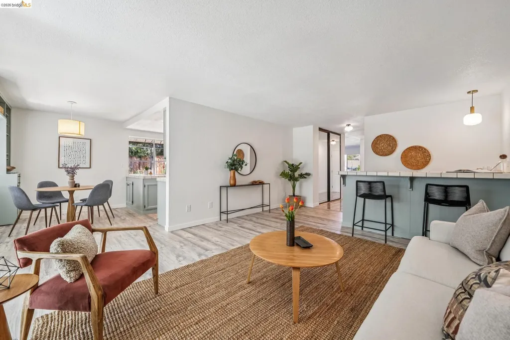 5672 Torrey Pine Court El Sobrante CA 94803