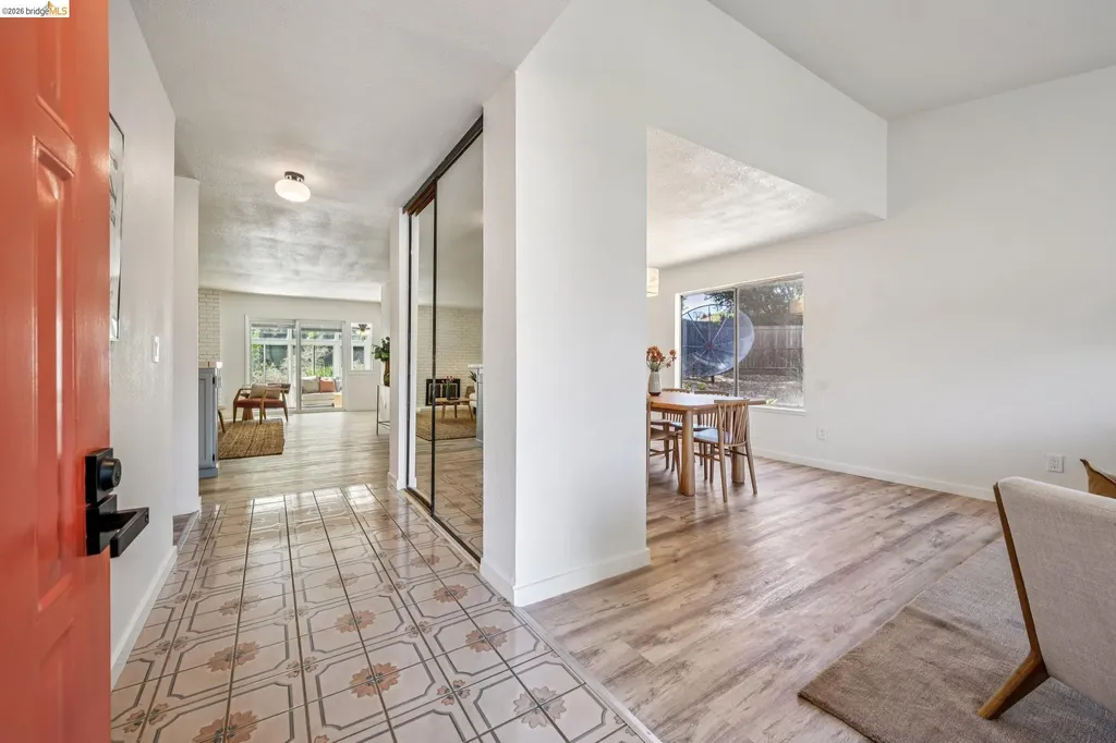 5672 Torrey Pine Court El Sobrante CA 94803