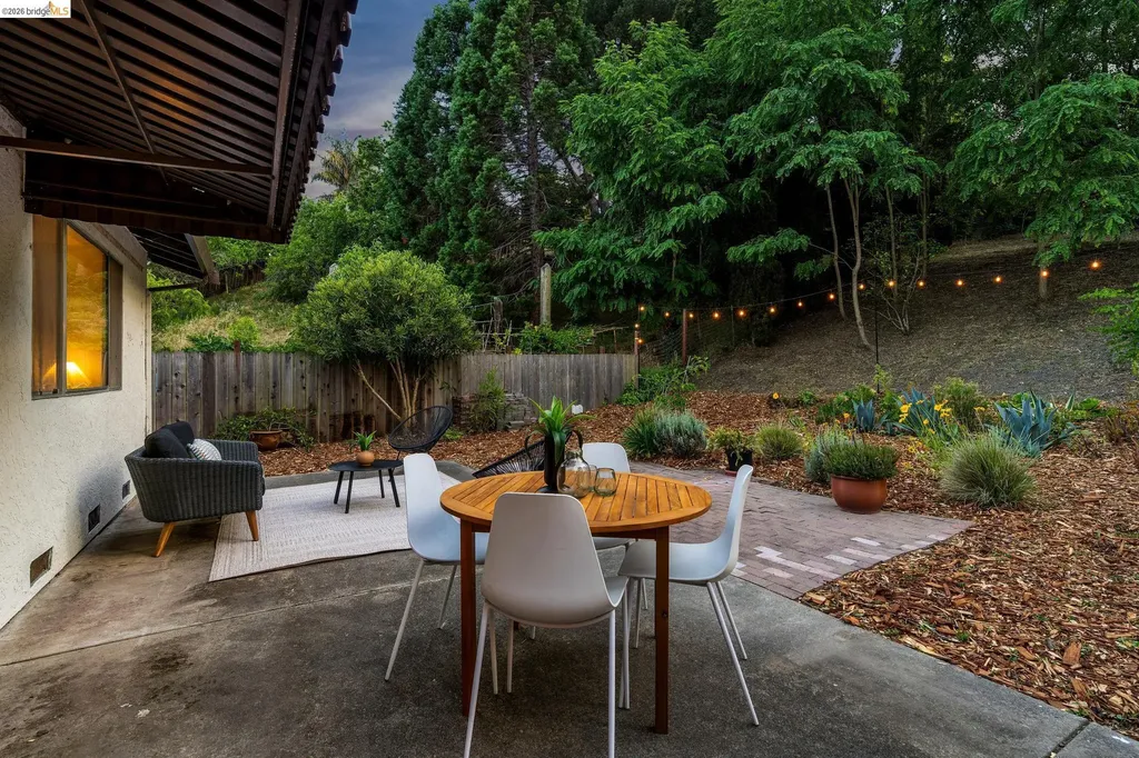 5672 Torrey Pine Court El Sobrante CA 94803