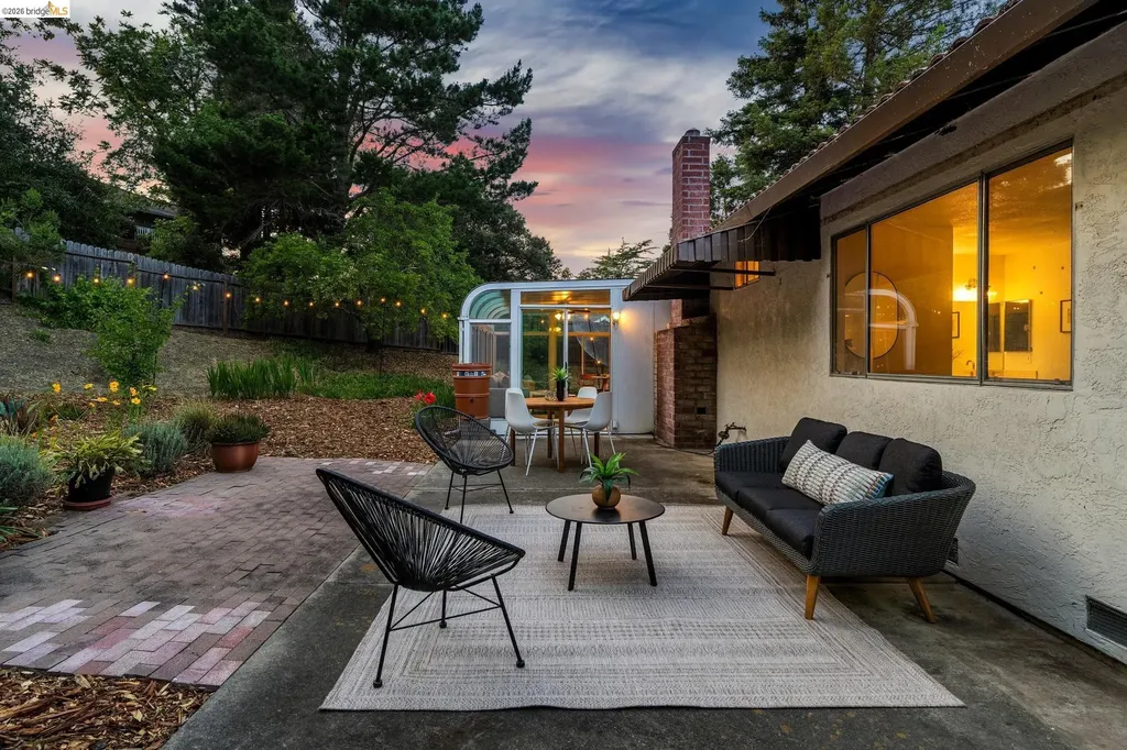 5672 Torrey Pine Court El Sobrante CA 94803