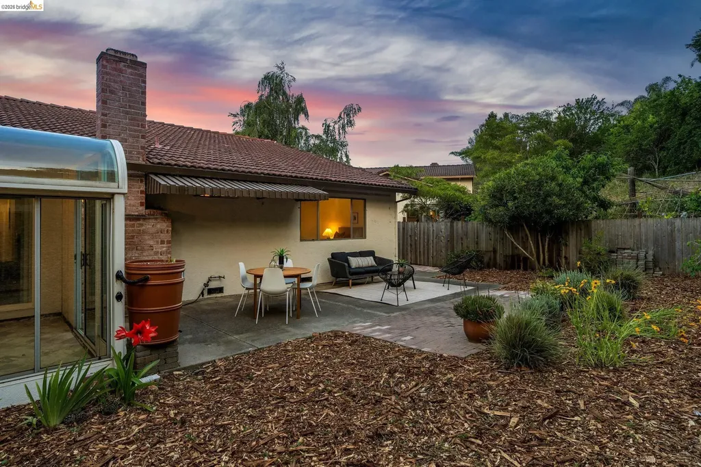 5672 Torrey Pine Court El Sobrante CA 94803