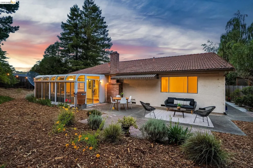 5672 Torrey Pine Court El Sobrante CA 94803