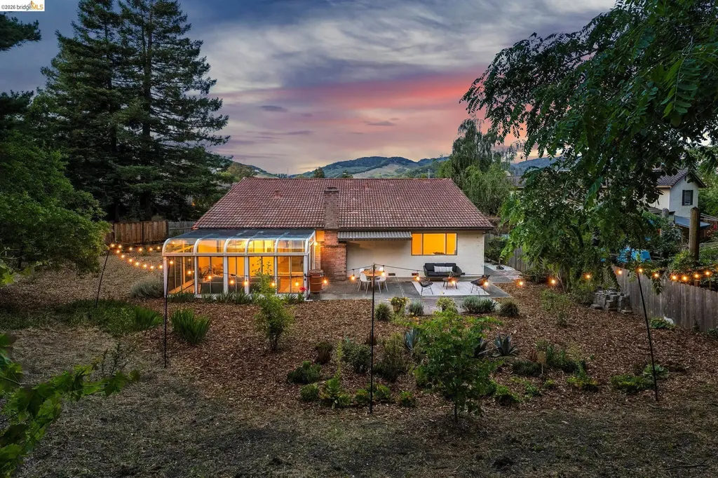 5672 Torrey Pine Court El Sobrante CA 94803