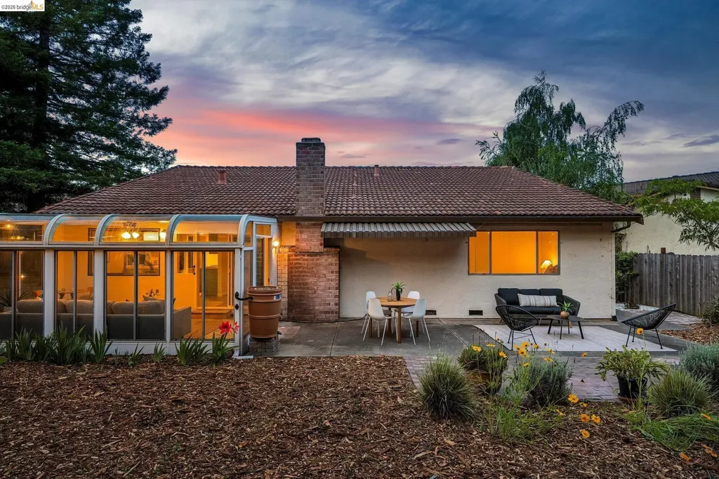 5672 Torrey Pine Court El Sobrante CA 94803