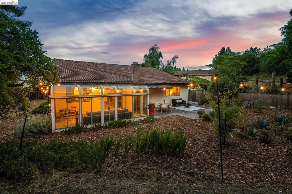 5672 Torrey Pine Court El Sobrante CA 94803