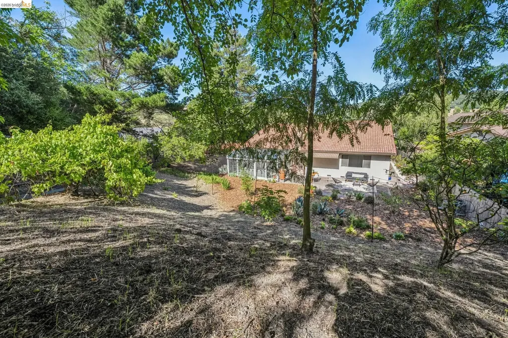 5672 Torrey Pine Court El Sobrante CA 94803