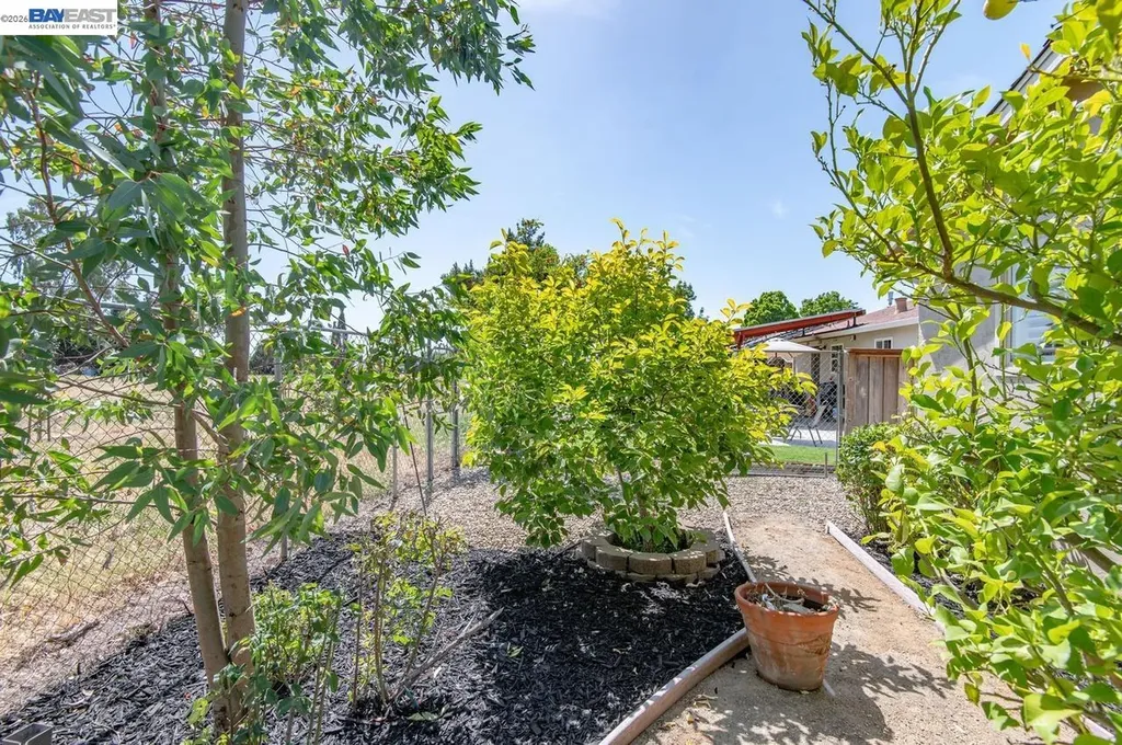 5345 Lilac Avenue Livermore CA 94551