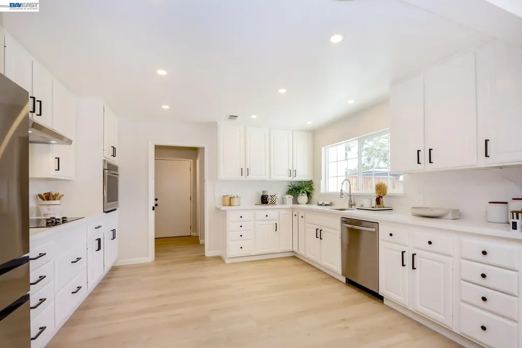 42077 Miranda Street Fremont CA 94539