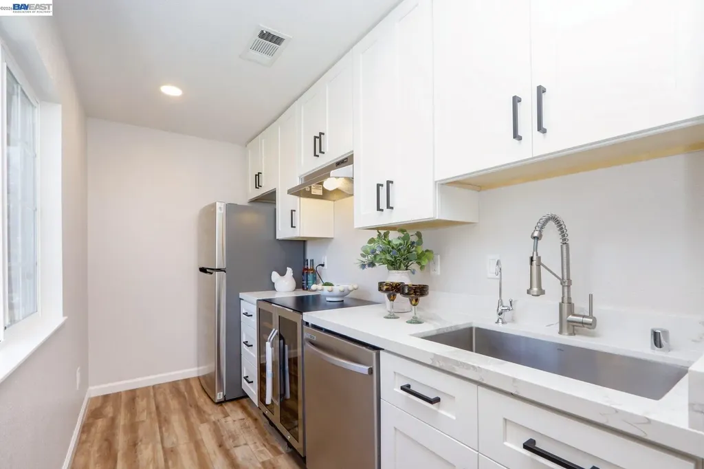 42077 Miranda Street Fremont CA 94539