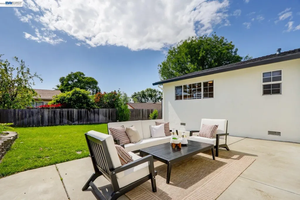 42077 Miranda Street Fremont CA 94539