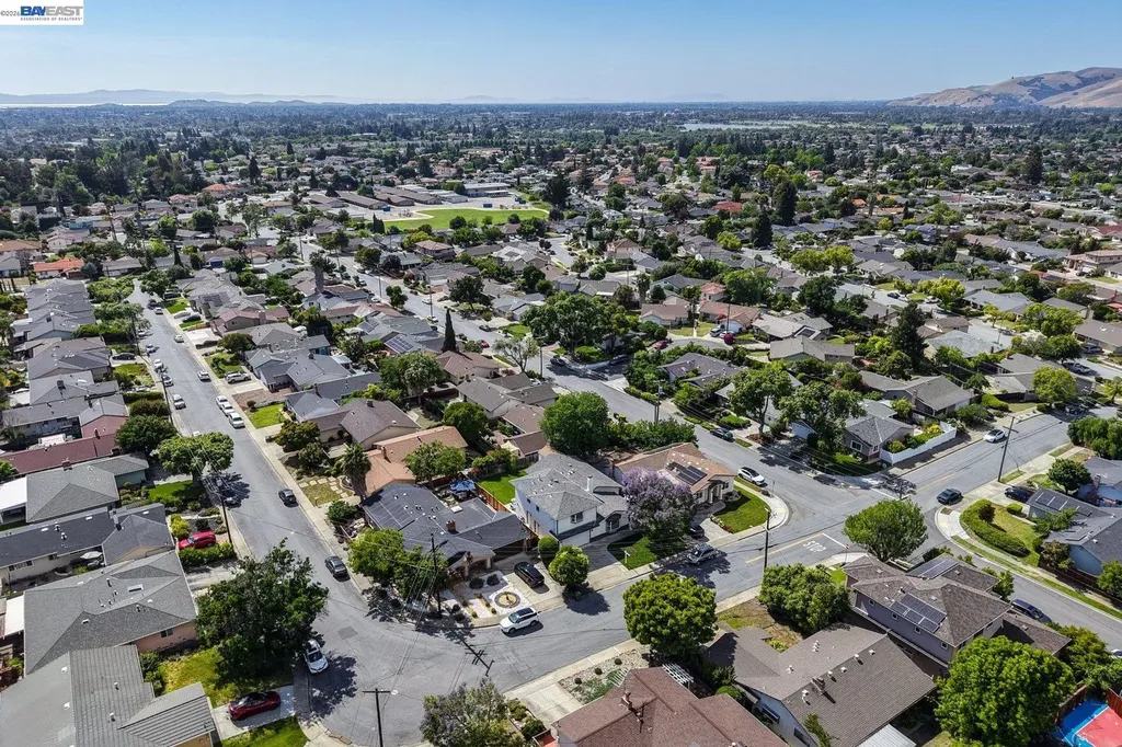 42077 Miranda Street Fremont CA 94539