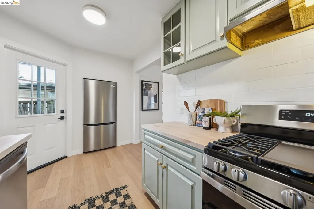5501 Mcbryde Avenue San Pablo CA 94805