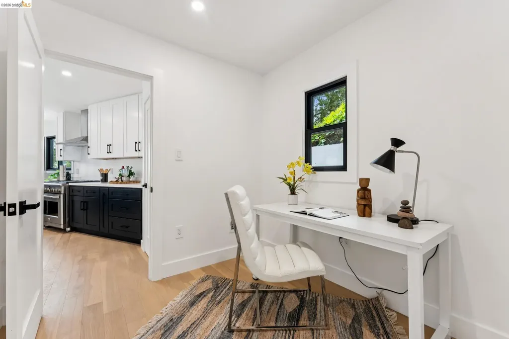 2090 Wrenn Street Oakland CA 94602