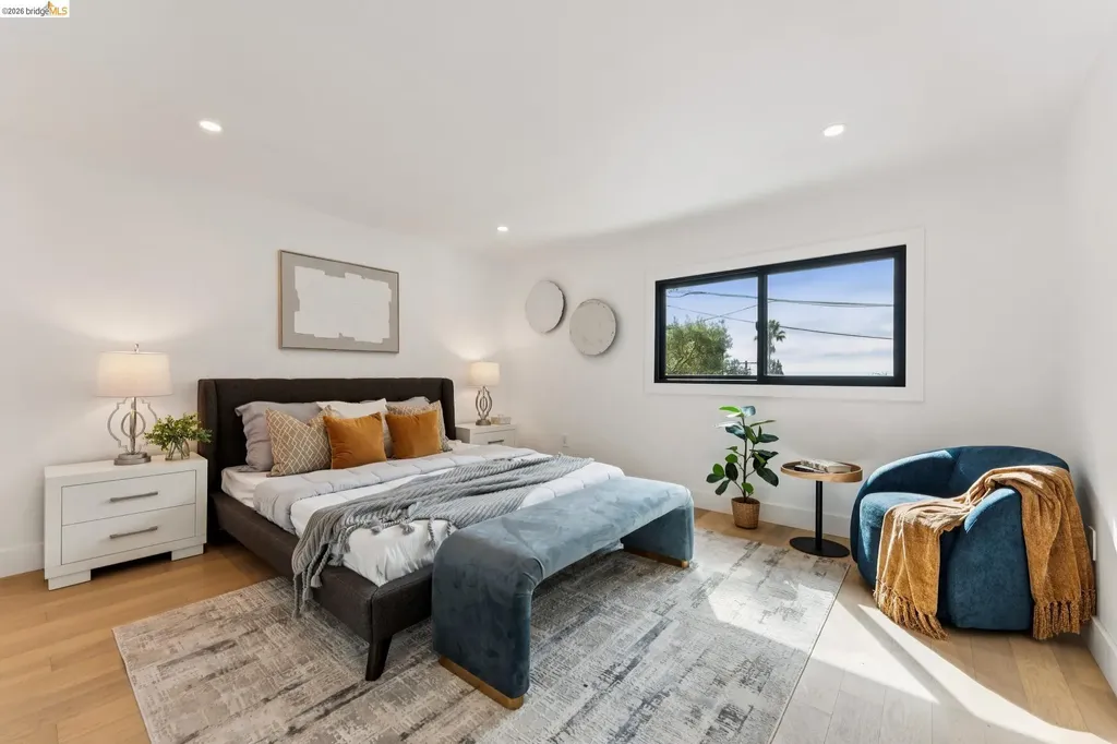 2090 Wrenn Street Oakland CA 94602