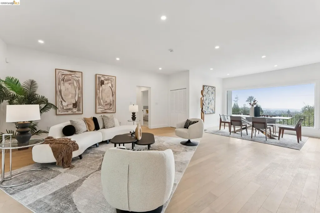 2090 Wrenn Street Oakland CA 94602
