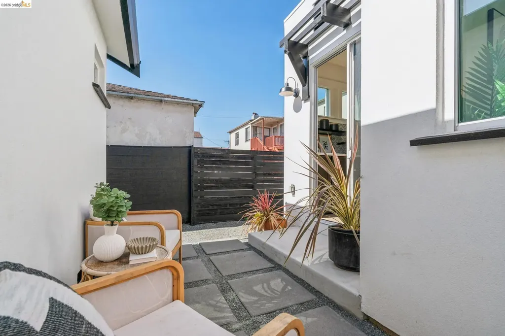846 Adams Street Albany CA 94706