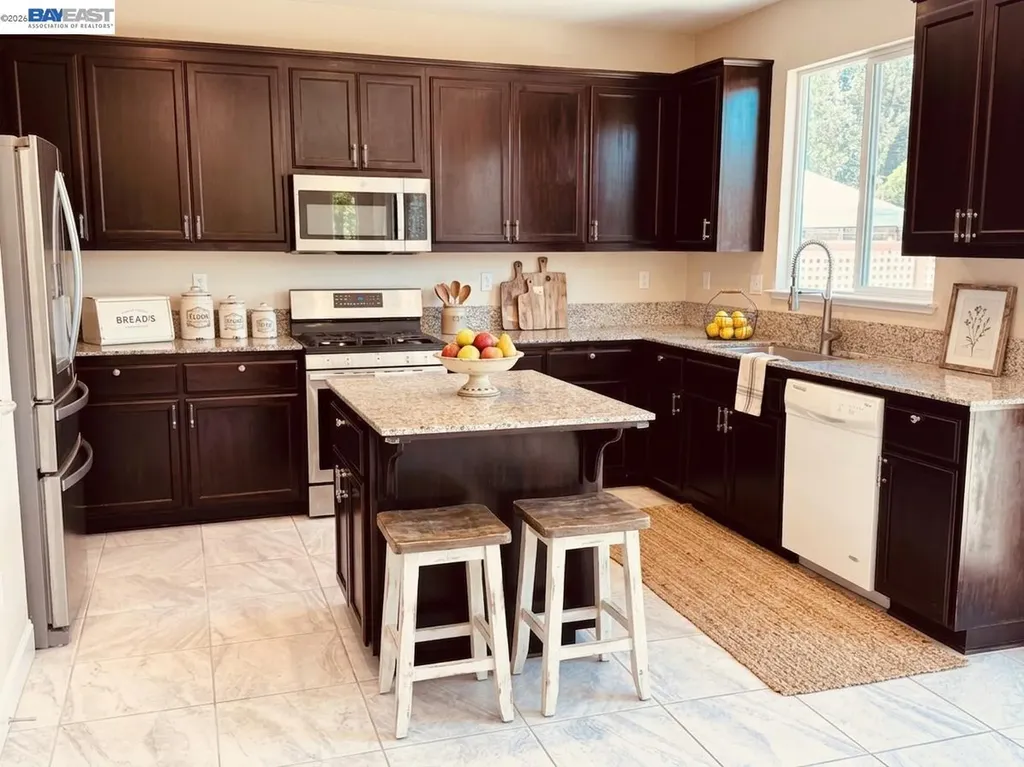 36 Greystone Place Pittsburg CA 94565