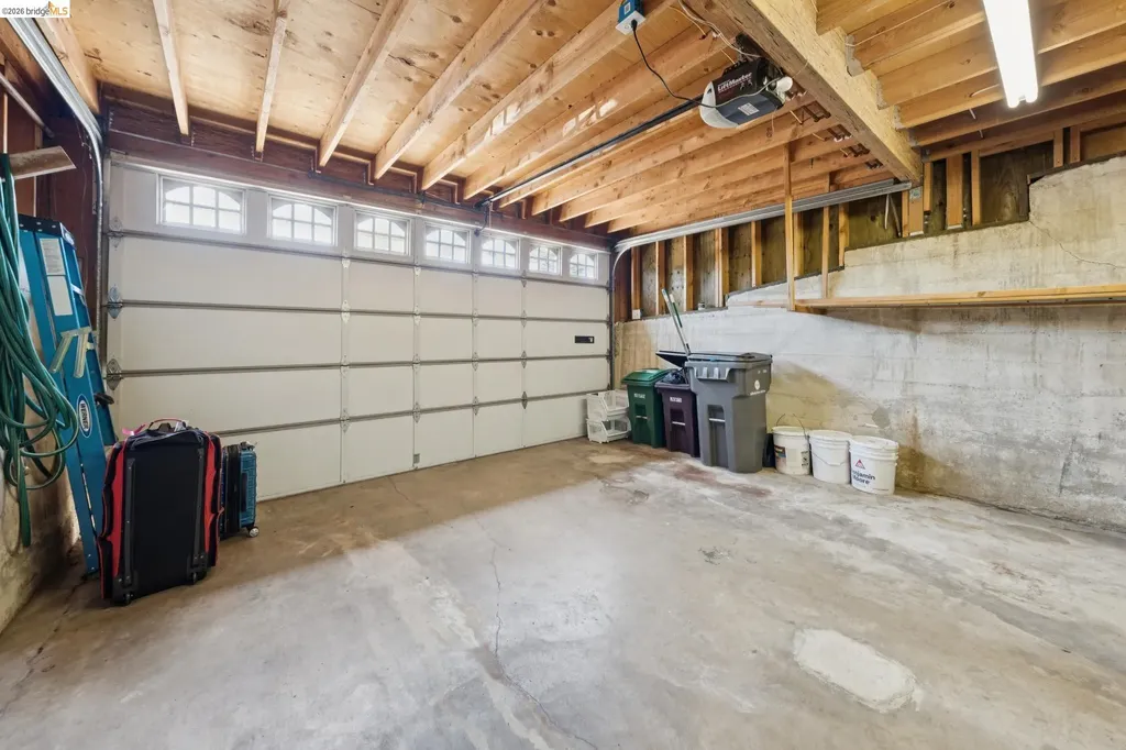 350 Florence Avenue Oakland CA 94618