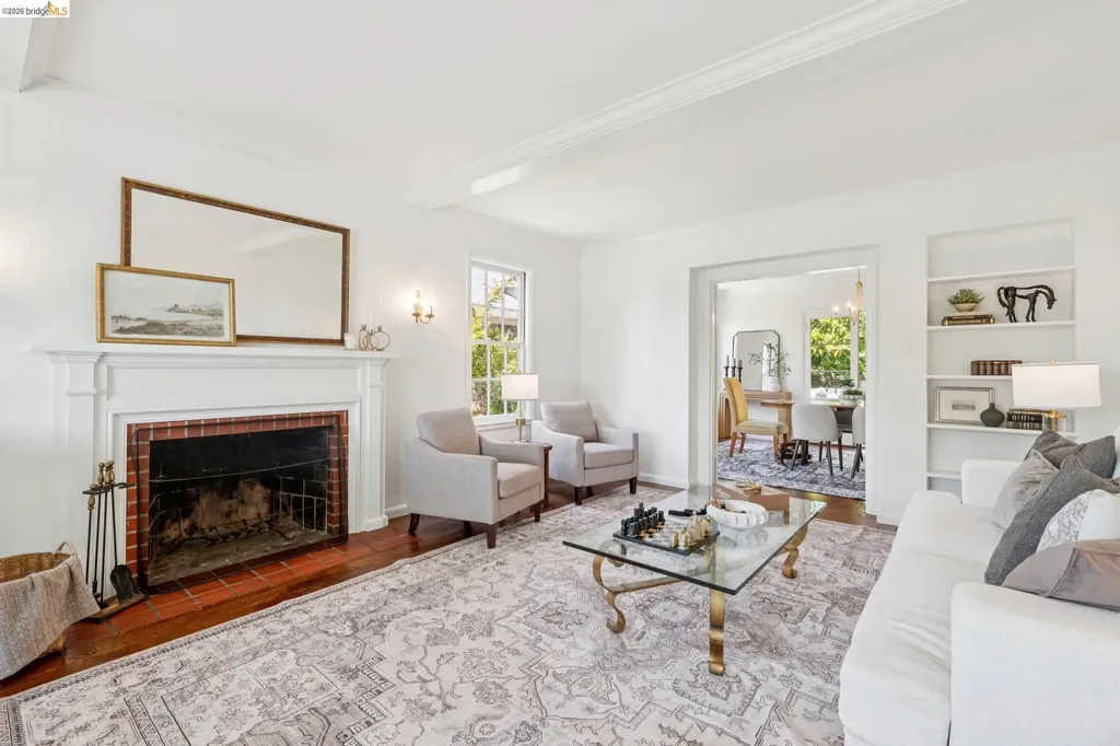 350 Florence Avenue Oakland CA 94618