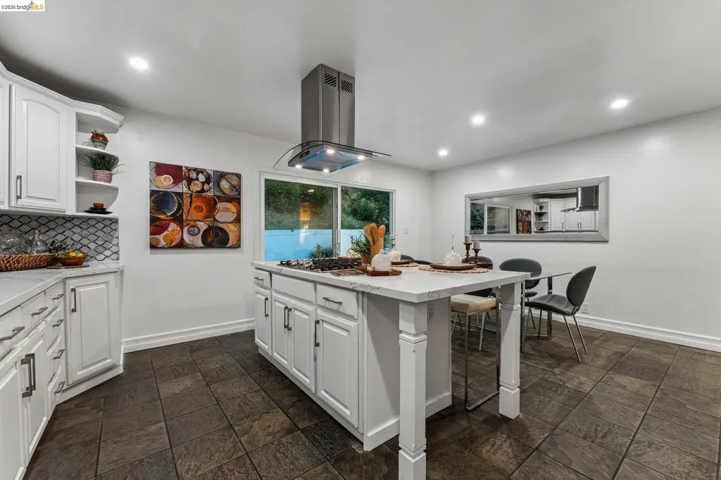 46 Elysian Fields Drive Oakland CA 94605