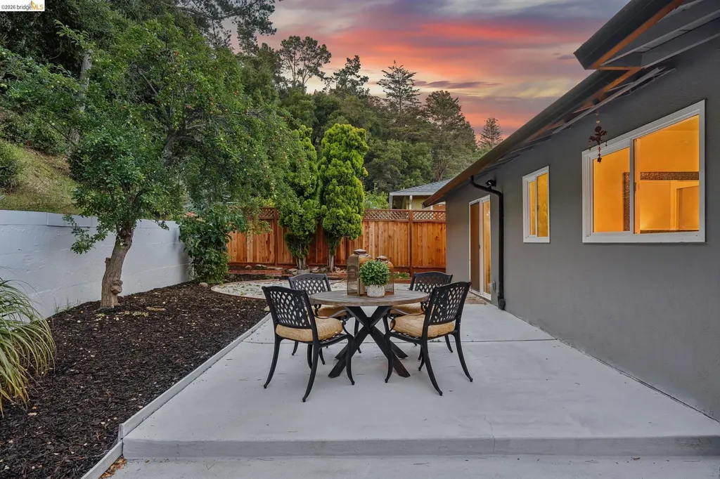 46 Elysian Fields Drive Oakland CA 94605