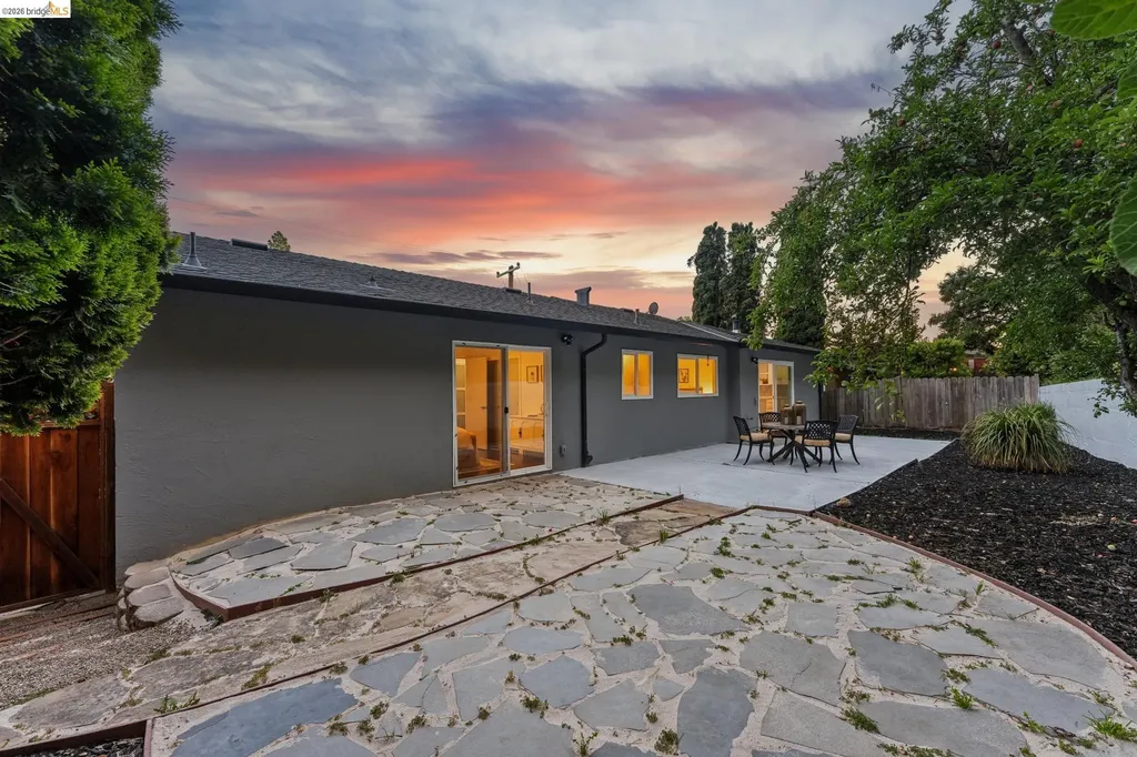 46 Elysian Fields Drive Oakland CA 94605
