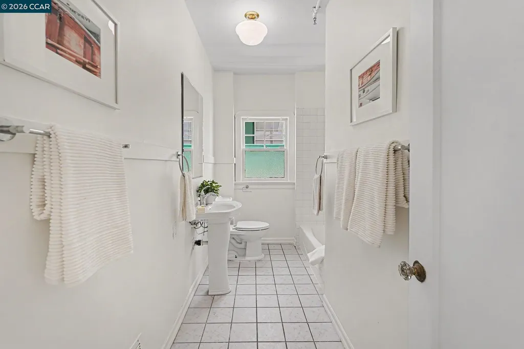 2105 Mcgee Avenue Berkeley CA 94703